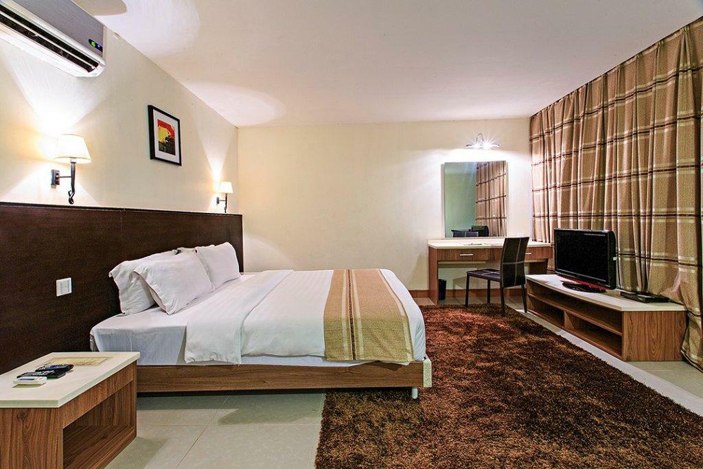 The Orchard Cebu Hotel & Suites Powered By Cocotel Мандауэ Экстерьер фото